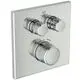 Brausethermostat von Ideal Standard mit drei verchromten Reglern auf einer quadratischen, spiegelnden Oberfläche zur Einstellung von Wassertemperatur und -fluss.